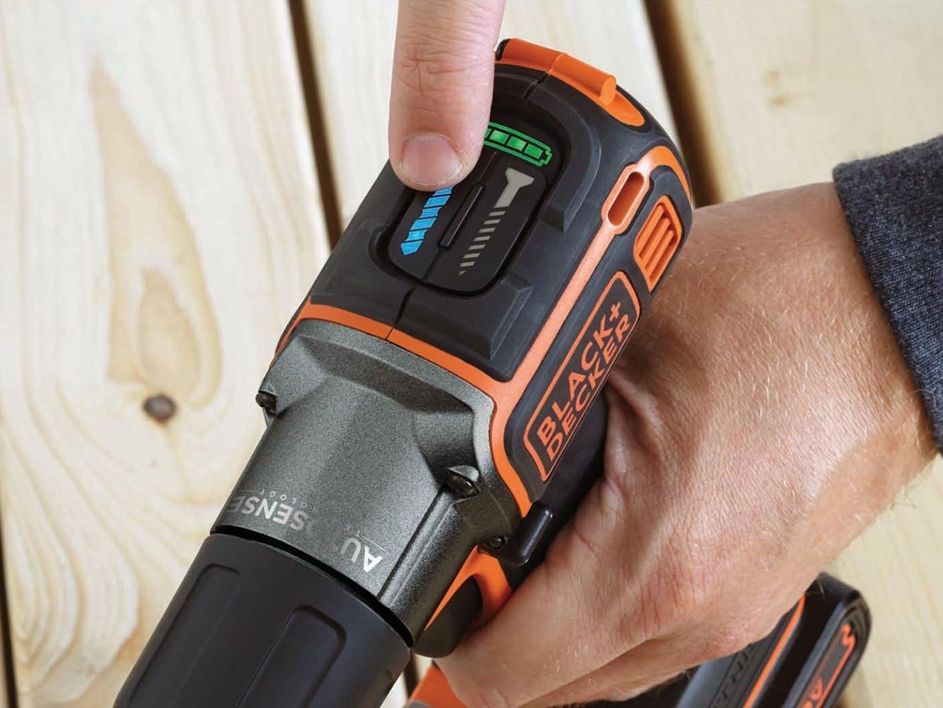 Black  Decker ASD14KB Autosensetm 14.4V Lithium Cordless Drill
