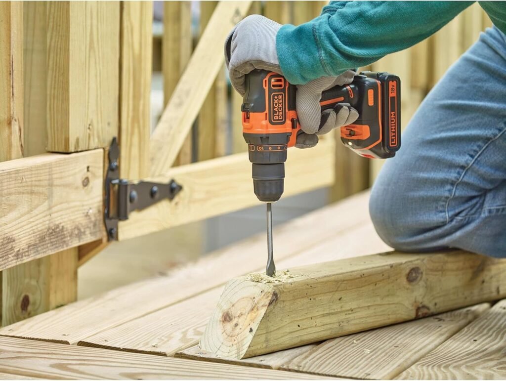 Black  Decker BDCDD186-QW 18 Volt Cordless Drill/Screwdriver with Charger/1.5 Ah Battery