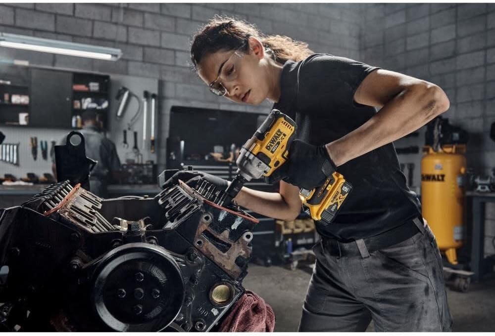 DEWALT 20V MAX Impact Wrench, Cordless, 1/2 inch, 2 Batteries and Charger Included (DCF891P2)