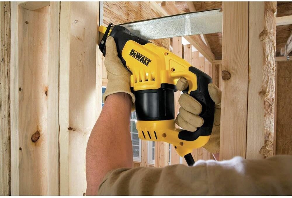 DEWALT DWE357 10-Amp Compact Reciprocating Saw, Yellow, 6 inches