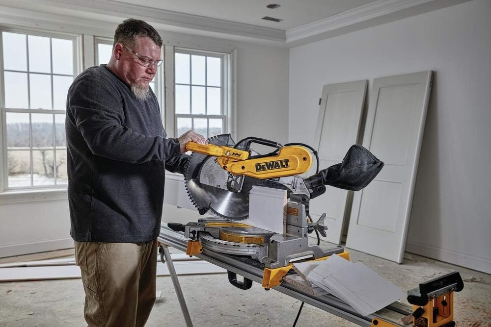 DEWALT Miter Saw, 12-Inch, Double Bevel, Compound, XPS Cutline, 15-Amp (DWS716XPS)