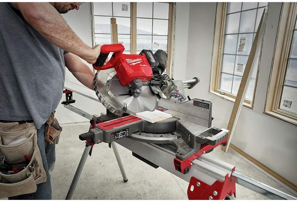 Milwaukee 2739-21HD M18 FUEL Li-Ion 12 in. Sliding Miter Saw Kit (12 Ah) New